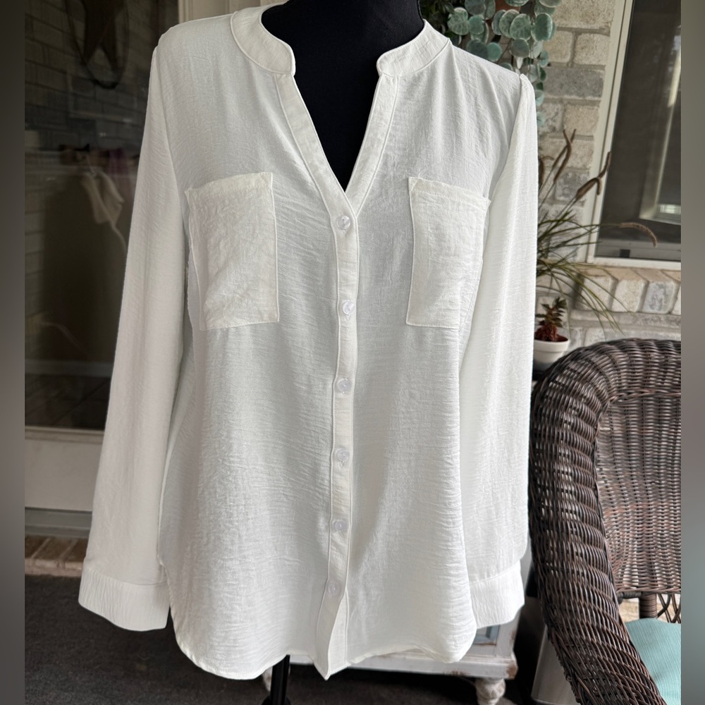 Elegant White Button-Up Blouse